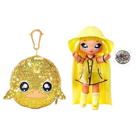 Na Na Na Surprise Muñeca de moda 2 en 1 DARIA DUCKI - Bolso con pompón - Muñeca impermeable con ropa y accesorios. Serie Sparkle - Edad: 5+ años