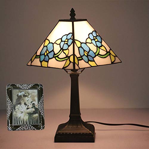 Lampe de chevet vitrail 28cm pour creer une ambiance chaleureuse de bar ou cafe