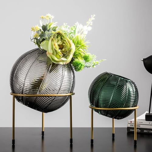 Vase en fer vert pour plantes et fleurs séchées de style moderne