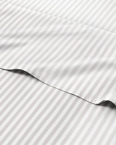 Light Grey and White Striped Sheets - 1 Flat & 1 Fitted Sheet & 2 Pillowcases w/ Deep Pockets - Wrinkle & Fade Resistant, Ultra-Soft, Breathable & Cooling - Luxury Pinstripe Bedding - Queen Size