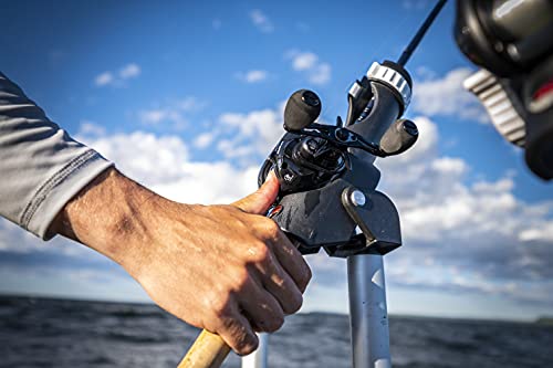 Image of Abu Garcia Max Digital Line Counter Low Profile Baitcast Reel, Size LP (1498727), Carbon Fiber Star Drag, Max of 20lb | 9.0kg, Durable, Lightweight and Strong,Black