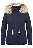 Ob sportlich mit T-Shirt und Jeans kombiniert, oder mit einer Chino und schicken Oberteilen wie einer Bluse gestylt, du siehst immer top bekleidet aus. Diese Jacke für den Übergang gehört einfach in jeden Kleiderschrank!