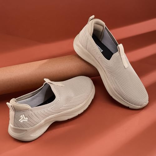 Image of Campus Women's PLUZZ Walking Shoes