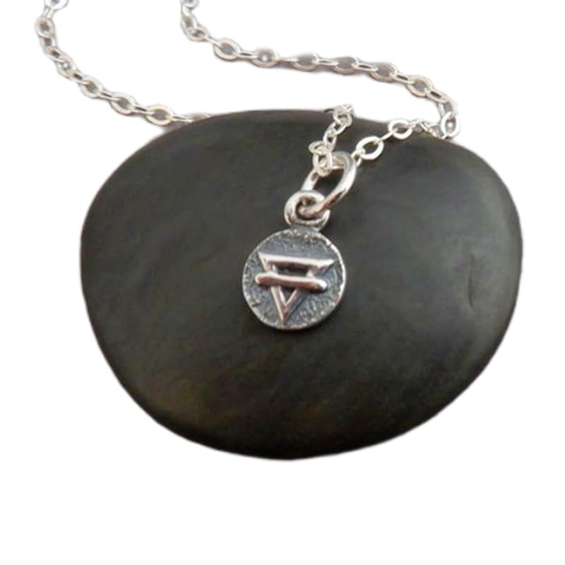 Collar mini con los cuatro elementos de la Tierra en plata de ley 925. Símbolo de los cuatro elementos. Signos del zodíaco: Capricornio, Tauro y Virgo. Pequeño amuleto de yoga | Con cadena de 45 cm