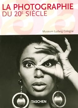 Paperback LA PHOTOGRAPHIE DU 20E SIECLE [French] Book