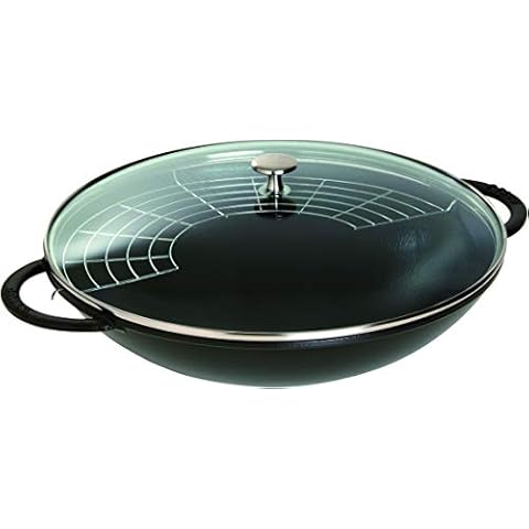 STAUB Gusseisen Wok, Inkl. Glasdeckel und herausnehmbaren Gittereinsatz Cover