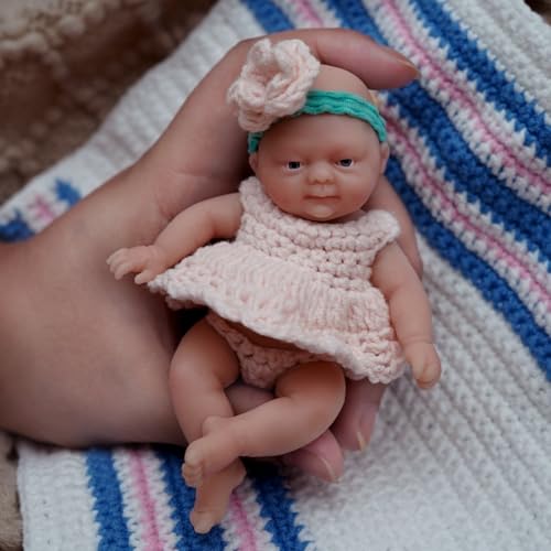 MYREBABY Mini muñecas de bebé recién nacidas de 4.5 pulgadas, Leah de silicona, pequeñas muñecas de bebé de silicona, mini muñecas realistas de bebé recién nacido, alivio del estrés de cuerpo completo MYREBABY Mini muñecas de bebé recién nacidas de 4.5 pulgadas, Leah de silicona, pequeñas muñecas de bebé de silicona, mini muñecas realistas de bebé recién nacido, alivio del estrés de cuerpo completo