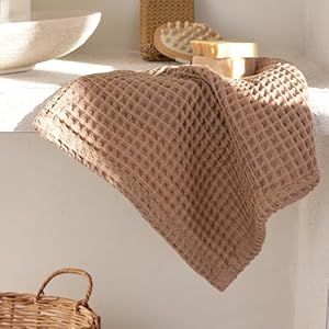 Luxury Waffle Hand Towel Sets for Bathroom, Extra Large 20x35 Brown 100% Turkish Cotton Waffle Weave Hand Towels (Brown, Set of 4 Hand Towels) Luxury Waffle Hand Towel Sets for Bathroom Extra Large 20×35 Brown 100 Turkish Cotton Waffle Weave Hand Towels Brown Set of 4 Hand Towels