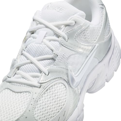 Image of Nike Men's V5 RNR Shoes