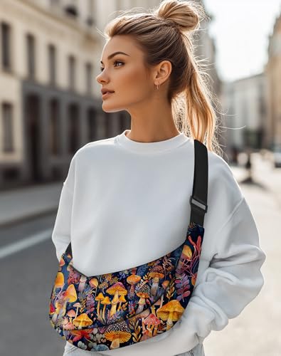 Crescent Bag Crossbody Purse for Women Crossbody Bag Shoulder Bags Travel Outdoor2