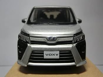 TOYOTA　VOXY　HYBRID トヨタハイブリッド　ミニカー　1/30zs Amazon.co.jp: 非売品 1/30 TOYOTA VOXY ZS HYBRID トヨタ