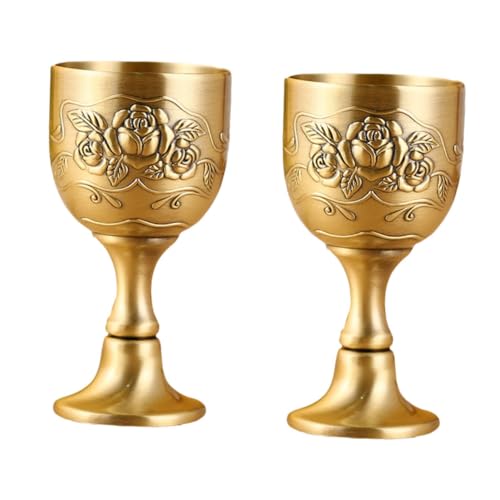 GALPADA Copa de Vino Pequeña de Bronce Grabado Floral Vintage Vaso de de Whisky 2 Piezas Cáliz Metálico Europeo para Fiestas Familiares y Eventos Temáticos