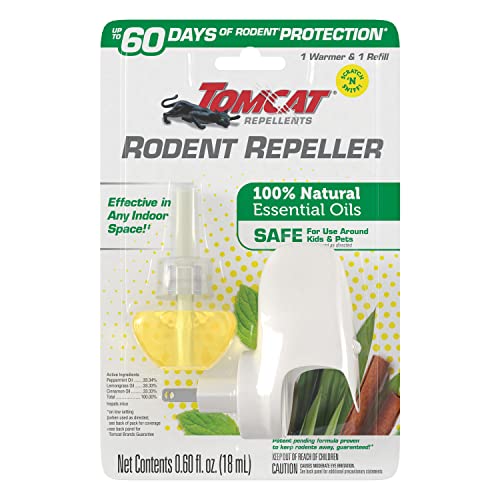Tomcat Rodent Repeller Essential Oil Plug-In with Lemongrass Cinnamon and Peppermint Oil 1 Warmer and 1 Refill White