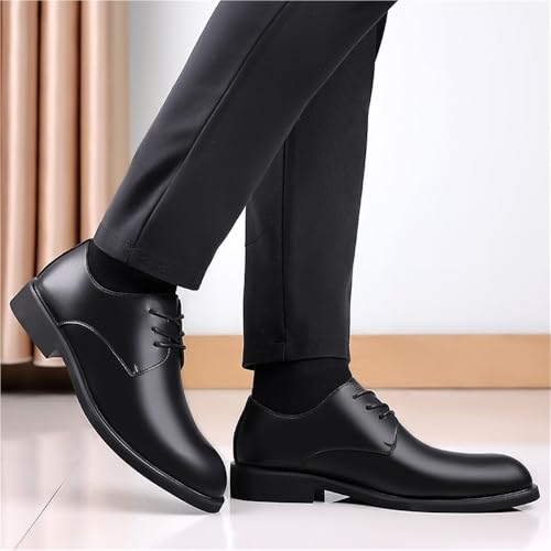 Leather Lace Up Oxford Shoes for Men Stylish Comfortable Design for Business and Formal Occasions3