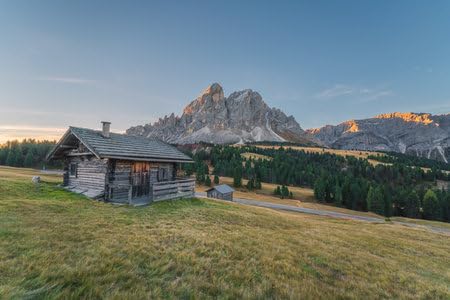 Tableau de bord montagnes Dolomite 110x70 cm pour sublimer votre salon moderne