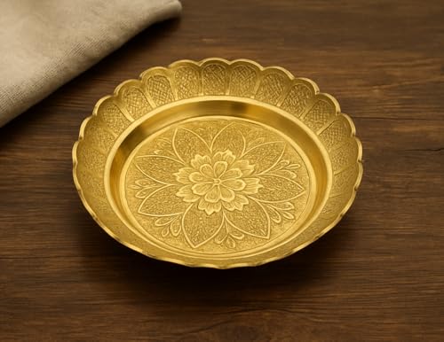 Image of Mkd2 Rise Brass Puja Round Thali /Bhog Thali /Puja Plate for Worship, Flower-Engraved Design (Brass, Gold Colour, 7 Inches)