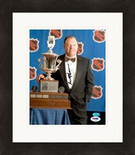 Autograph Warehouse 312853 8 x 10 in. Scotty Bowman Autographed Photo - Detroit Red Wings PSA Matted & Framed