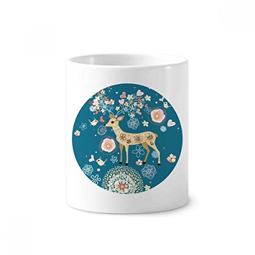 Gobelet en céramique fine à motif cerf bleu et finitions soignées