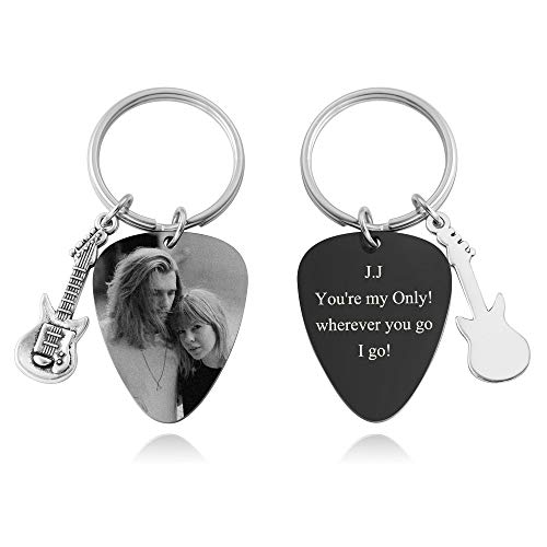 Personalized Master Custom Photo keychain Pendant Free Engraving Stainless Steel Guitar Pick Keychain Key Ring for Dad Husband Boyfriend Musician Guitarist Gift