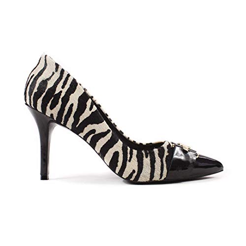 Scarpin Couro Salto Alto Fino Bico Fino Zebra PB e Verniz Preto com Acessório (39 BR | 10 USA | 41 E