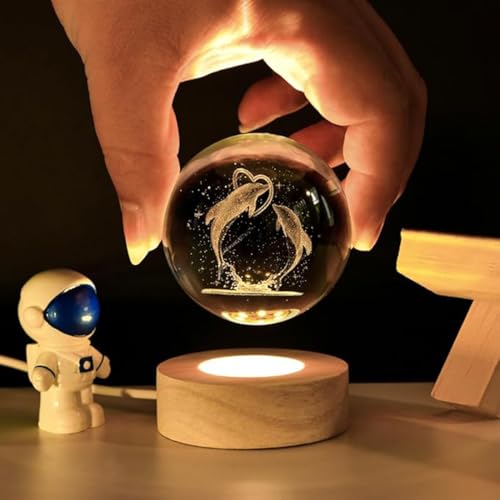 Image of 3D Dolphin Crystal Ball Night Light,Dolphin Figurine Lamp,Decorative Glass Sphere Ball Paperweight Crystal Sea Animal Decorations For Home (Dolphin Love),Led