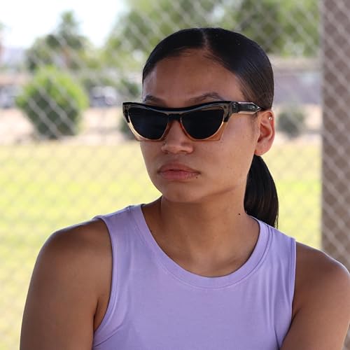 Trendy Women`s Cat eye Sunglasses Two Tone Oversized Versatile Glasses Luxury Women Sun Glasses UV4003