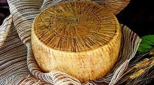 Formaggio Canestrato Pecorino Stagionato Montes Kg 5,00/6,00 Circa