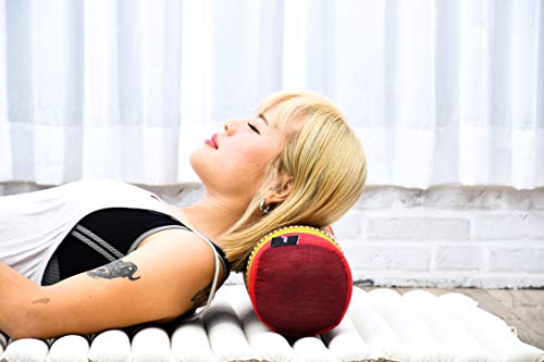 Image of Leewadee Small Yoga Bolster - Shape-Retaining Cervical Neck Roll, Tube Pillow for Comfortable Reading, Kapok Filling, 22 x 6 x 6 inches