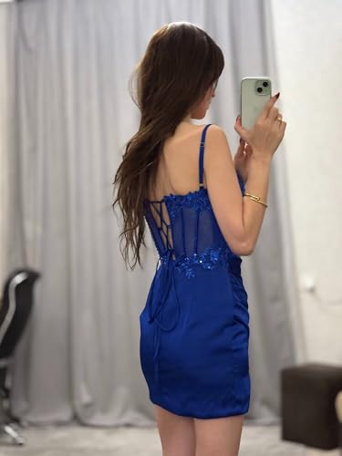Wchecalino Satin Homecoming Dresses 2025 Tight Spaghetti Strap Short Lace Applique Corset Formal Cocktail Party Mini Gowns3
