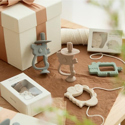 Moonkie Beißring Baby mit Saugfuß, 360° Silikon Zahnbürste, Beißring Spielzeug, Beißspielzeug, BPA-frei Baby Zahnungshilfe für 6 Monate+ Kleinkind 1 Stück(Koala Warm Taupe)