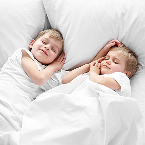 Waterproof Pillow Protectors 4 Pack, Standard Size Zippered Pillow Cases, Pillow Covers 20" X 26", Soft & Breathable Pillow Encasement White #TOP5