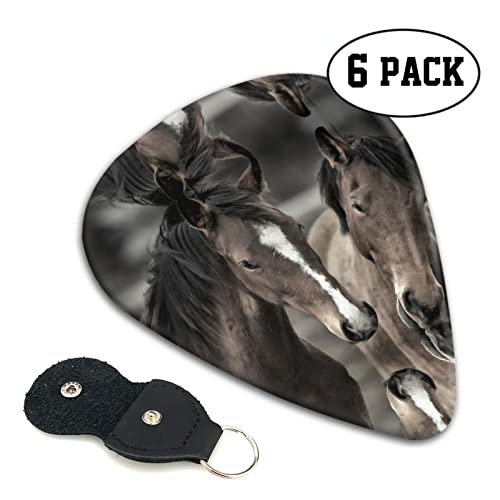 Two Horses Lot de 6 médiators pour guitare acoustique, guitare électrique, basse, ukulélé – fin, moyen et épais. - Les Beatles, Paul McCartney, John Lennon, RIngo Starr, George Harrison Two Horses Lot de 6 médiators pour guitare acoustique, guitare électrique, basse, ukulélé – fin, moyen et épais. – Image 3