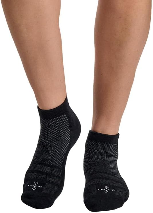 Easy-On Women’s Ankle Compression Socks – Easy-On Design Soothing Compression Sweat-Wicking Fabric & Copper Znergy Anti-Odor