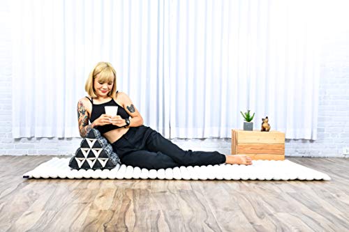 Image of Leewadee Triangle Cushion - Comfortable Backrest for TV or Reading, Incline Pillow for Relaxing Made of Eco-Friendly Kapok, 20 x 13 inches, Black