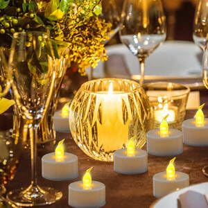 12 Stück LED Teelichter, realistische flackernde batteriebetriebene flammenlose LED-Teelichter, Lange Dauer 200 Stunden elektrische LED Kerzen in warmem Gelb für Hochzeiten, Partys,Festivals
