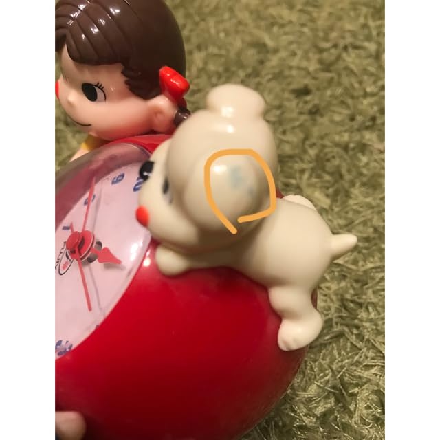 タイムセール中　不二家　新品　ペコちゃんレトロ置き時計 不二家 ペコちゃん 目覚まし時計 赤 レトロ アラームクロック - メルカリ