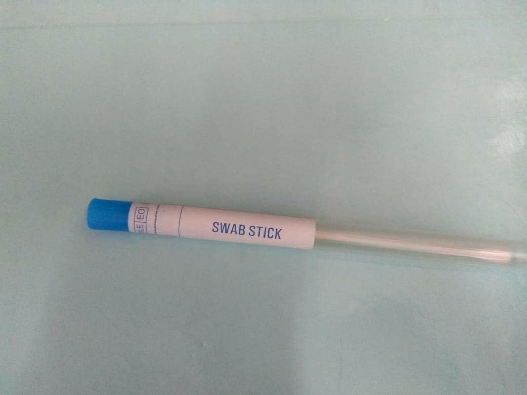 Varillas de hisopo esterilizadas de madera en tubos de plástico (paquete de 200)