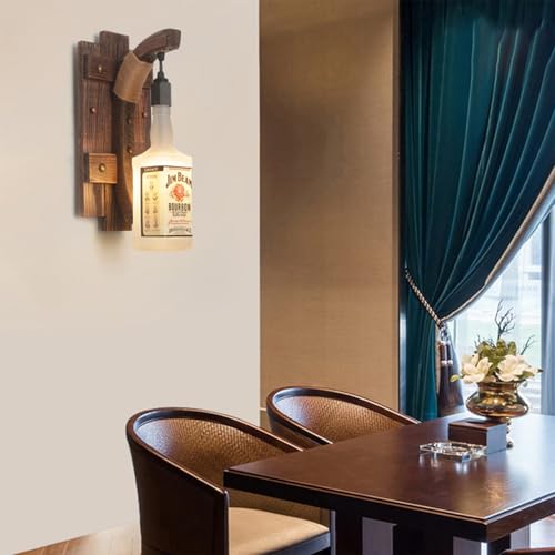 Decoracion de pasillo oscuro solucionada con aplique de pared vintage E27 de madera 7