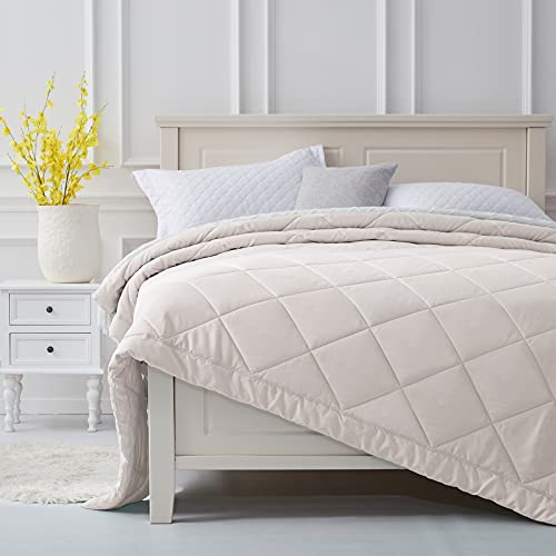 SunStyle Home Quilt Queen Beige Lightweight Comforter Reversible Bedspread for All Season Soft Cozy Quilted Blanket Down Alternative Bedding (90''x90'' Cream Yellow)