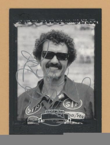 Richard Petty Signed 2008 Press Pass Card #30 with B&E Hologram - Autographed NASCAR Cards