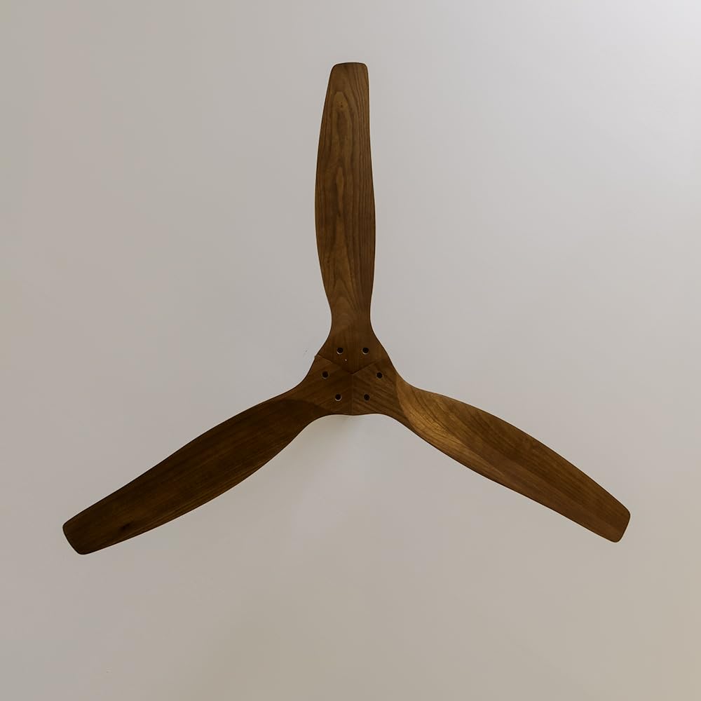 Cecotec Wentylator sufitowy EnergySilence Aero 580. Moc 65 W z mocnym silnikiem, 52” (132 cm), 3 łopatki, timer, 3 prędkości do wyboru, funkcja lato/zima, czarny/orzech