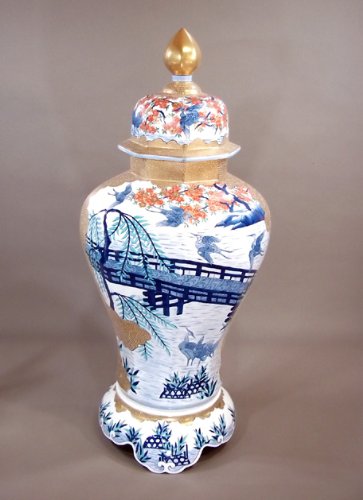 伊万里焼の花瓶？壺？ Amazon.co.jp: 有田焼・伊万里焼｜陶器花瓶・陶芸沈香壺｜贈答品