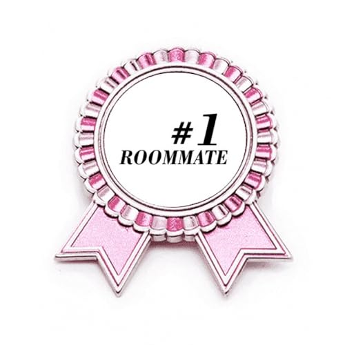 Broche rose pour colocataire diplômé en métal taille M