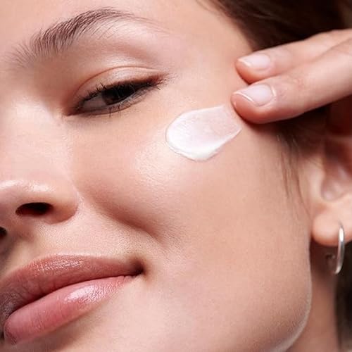 Garnier Crème Hydratante Bio Hydratation et Éclat Au Quotidien Enrichi en Vitamine C et Agrumes Pour les Peaux Sèches et Ternes 50 ml Lot de 2 - vue 4