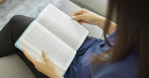 ESV Premium Gift Bible (TruTone, Teal, Floral Design): Holy Bible, English Standard Version - image 5