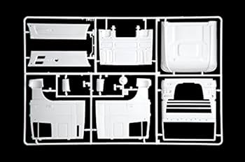 (未使用･未開封品)　イタレリ 1/24 DAF XF-105 “スモーキーJr.&quot; トラクターヘッド プラモデル IT3917 0pbj0lf ITALERI - DAF XF 105 SMOKY JR.