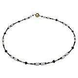 Energie Kette schwarzer Turmalin ( Schörl) mit Bergkristall- Onyx und Blutstein. Geschlossen mit einem goldfarbenen Magnetschloss. (eingegossen in Acryl) Energie-Balance Collier aus schwarzem Turmalin- mit klarem Bergkristall (Bergkristall als zusätzlicher Energie-Verstärker) Turmalin und Bergkristall sind bekannte Energiesteine.