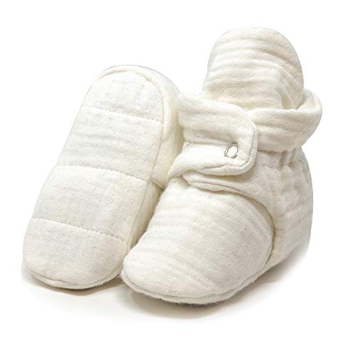 Babyschuhe aus Bio-Baumwolle, rutschfest, weiche Sohle, bleibt auf Babyschuhen, Hauspantoffeln für Baby Jungen Mädchen Kleinkinder, Creme M, 0-6 Monate Cover