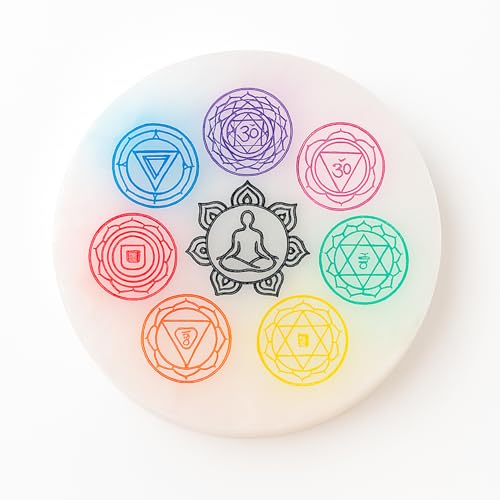 Placa redonda de Selenita Natural, 10 cm, Disco de carga circular cristal con Grabados Místicos, para Meditación y Energía, Nudo de Bruja, 7 Chakras, Flor de la Vida, Mandalas (7 Chakras 7 Simbolos)