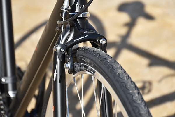 Amazon | 自転車 クロスバイク cyma FERIADO(フェリアード) 700C 